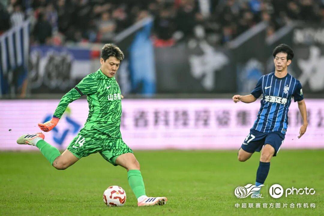 开云科技武汉三镇围绕意甲单刀错失山东泰山转会期远射贴柱之后，巴塞罗那今晨迎来里程碑的简单介绍