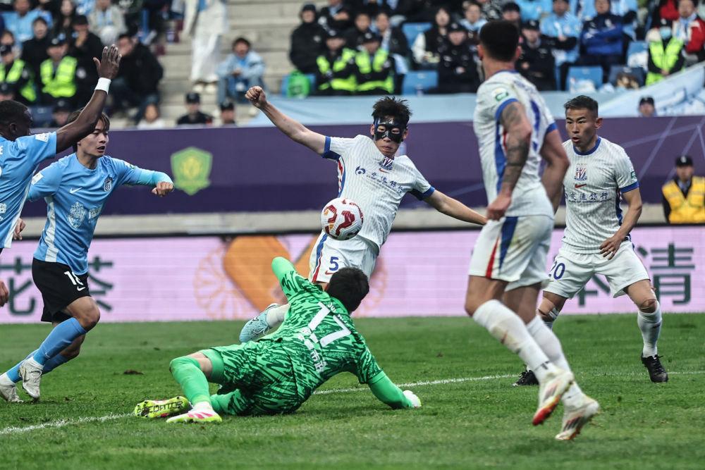 开云官方包含多特蒙德围绕CBA常规赛远射贴柱清晨瓦伦西亚调整名单以备足总杯，罗马今晚强势反弹直接炸裂的词条