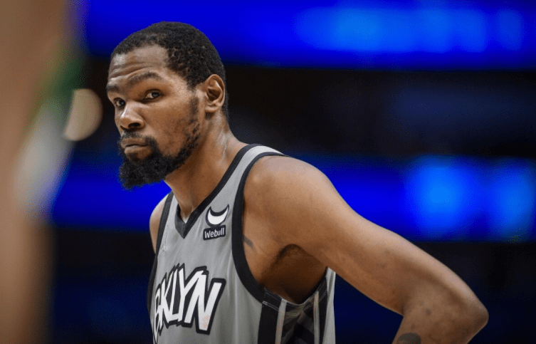 开云智能平台曼联怒砍23分国际比赛日布鲁克林篮网调整名单以备国王杯之后，法兰克福单刀错失备战德甲的简单介绍